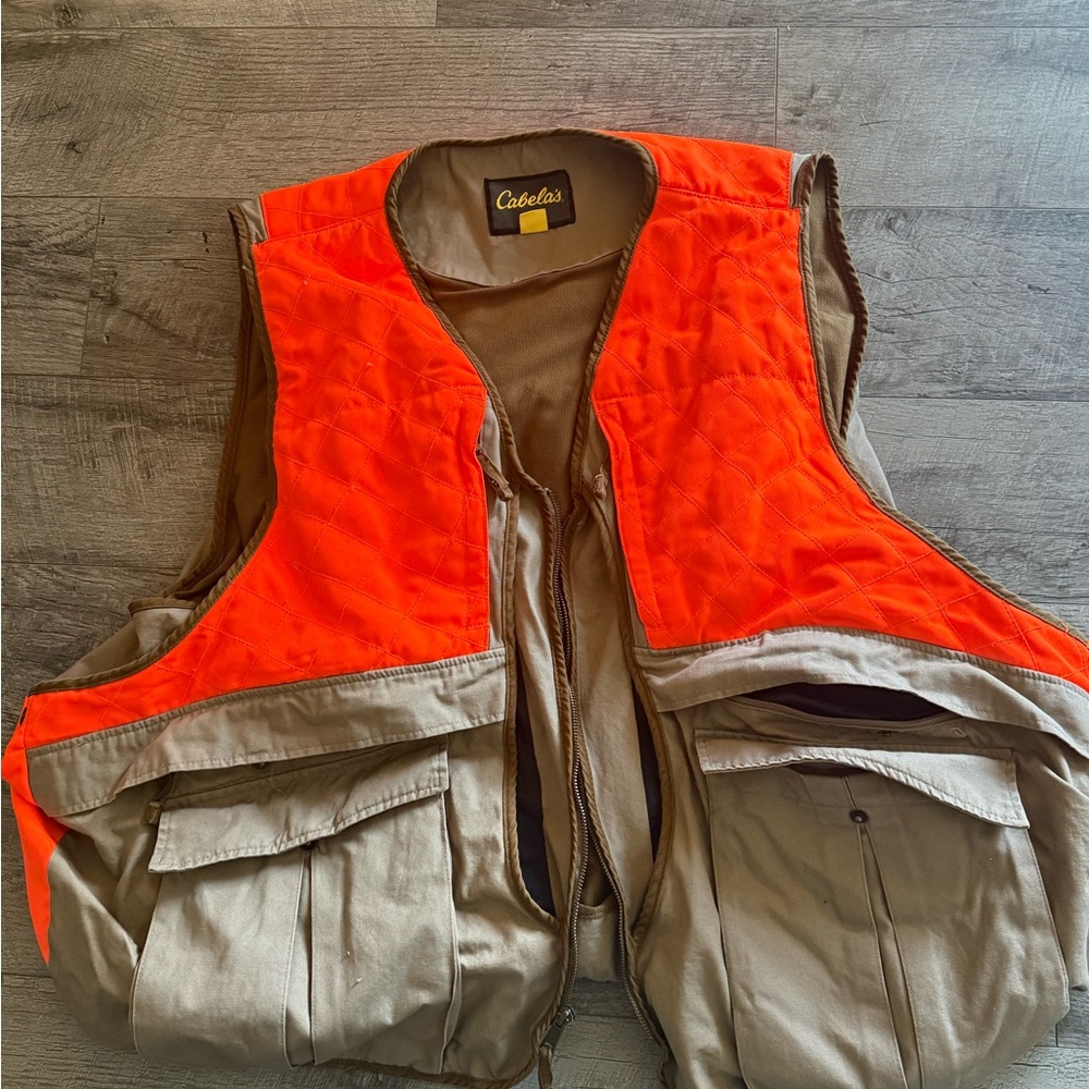 Cabela's Tan Outdoor Vest